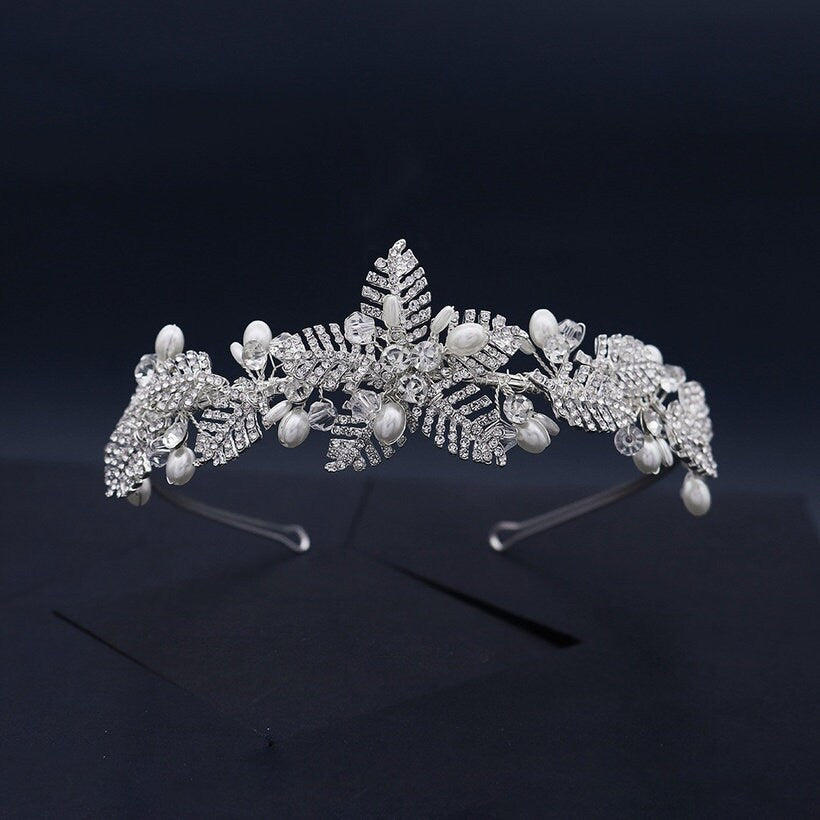 The Pearl Starfish Baguette Tiara