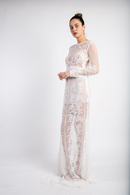 The Fioana Lee Lace Wedding Gown