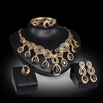 The Arabian Necklace Set