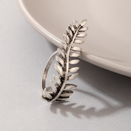 The Leaf Ring