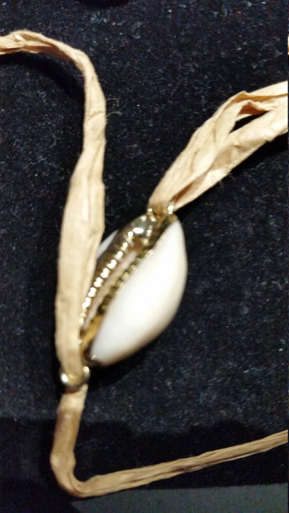 bamboo shell bracelet and earring set