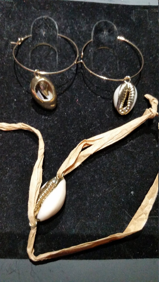 bamboo shell bracelet and earring set