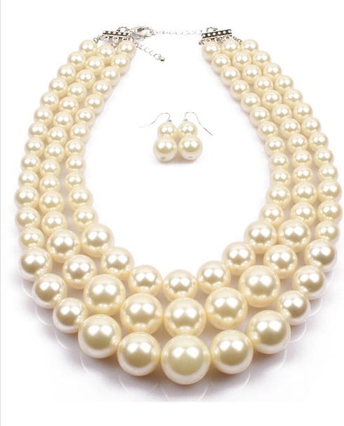 The Three Strand Pearl Necklace Set