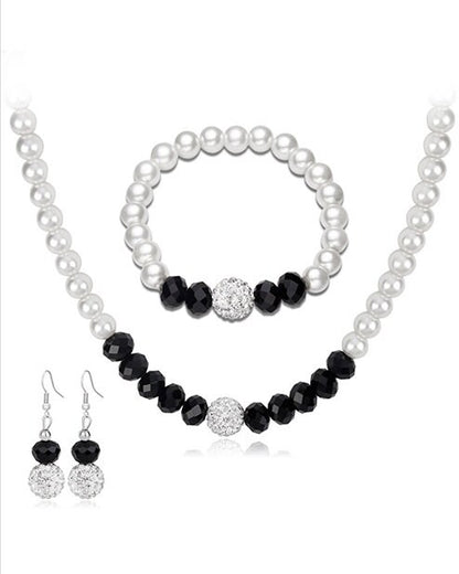 Black And White, A Pearl Set