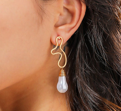 Sapphy, A Statement Pearl Earring