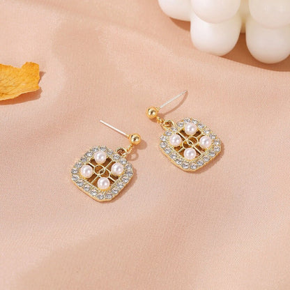 The Square Beaded Pearl Earrings