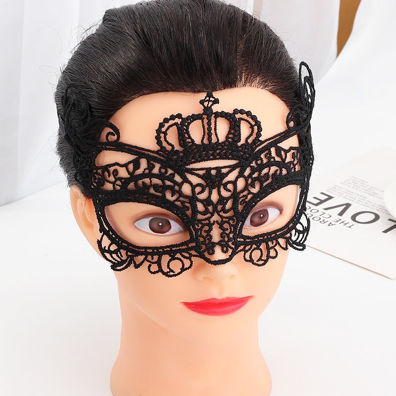 The Crown Lace Mask